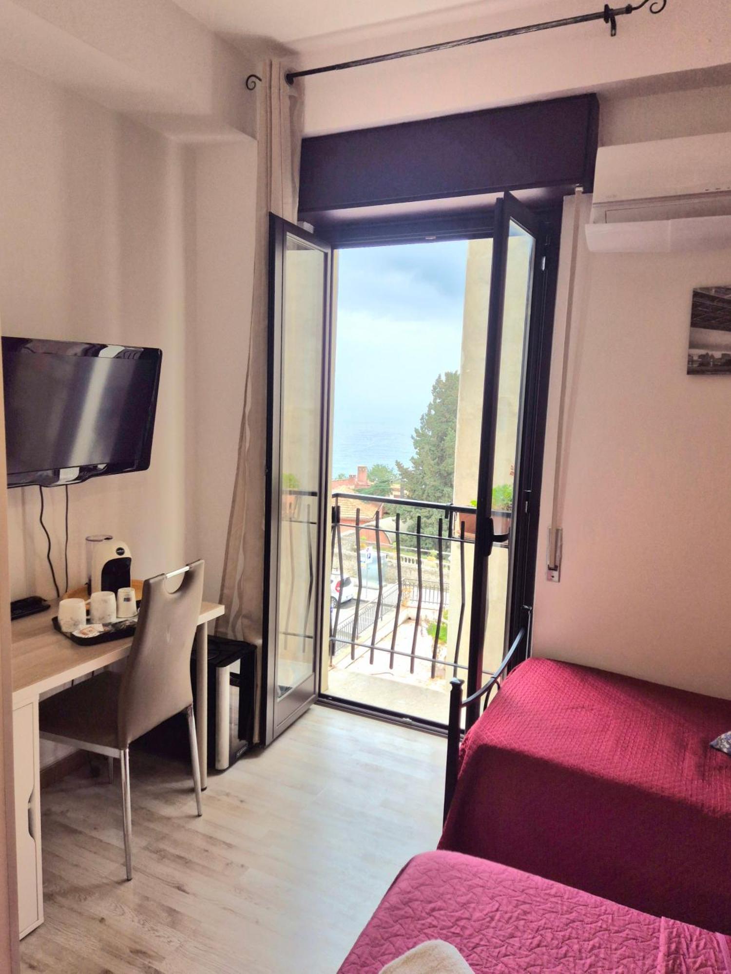 Bed and Breakfast Bella Таормина Экстерьер фото